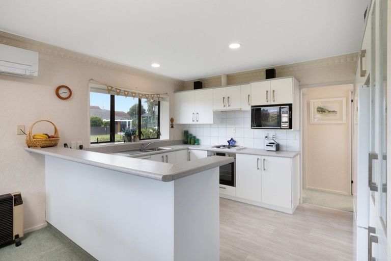 Photo of property in 76 Waratah Street, Matua, Tauranga, 3110