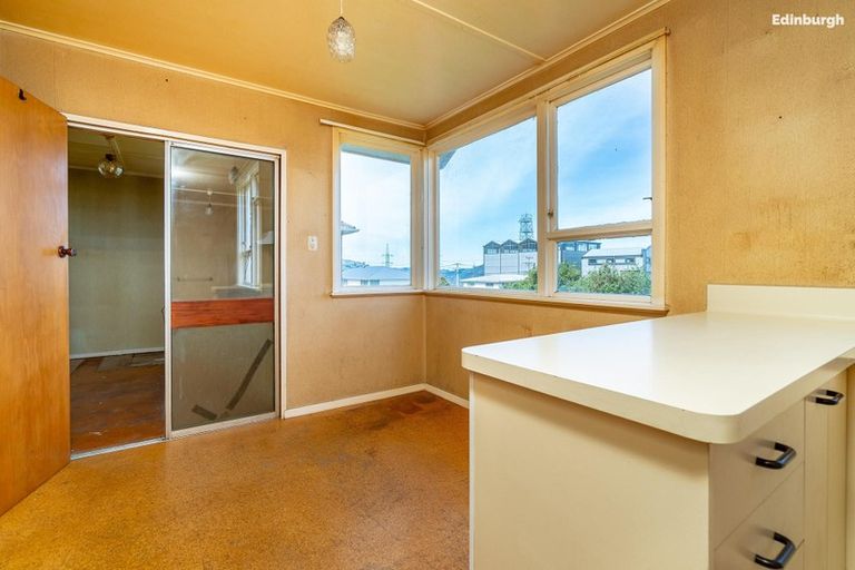 Photo of property in 7 Hanlon Street, Halfway Bush, Dunedin, 9010