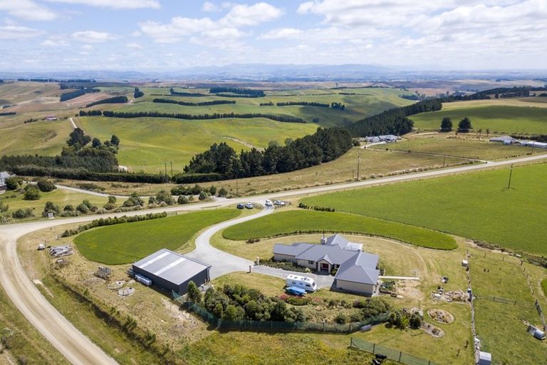 Photo of property in 1153 Rolling Ridges Road, Levels Valley, Timaru, 7975