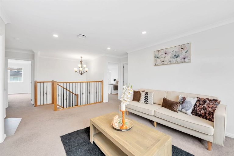 Photo of property in 7 Drover Close, Flat Bush, Auckland, 2019