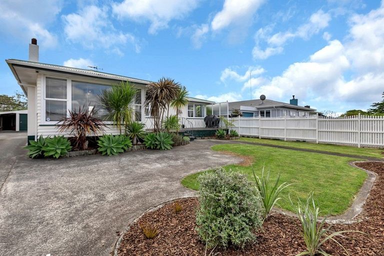 Photo of property in 13 Erin Street, Tikipunga, Whangarei, 0112