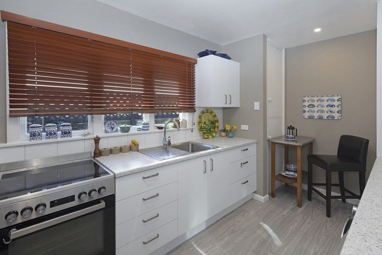 Photo of property in 87 Abberley Crescent, St Albans, Christchurch, 8014