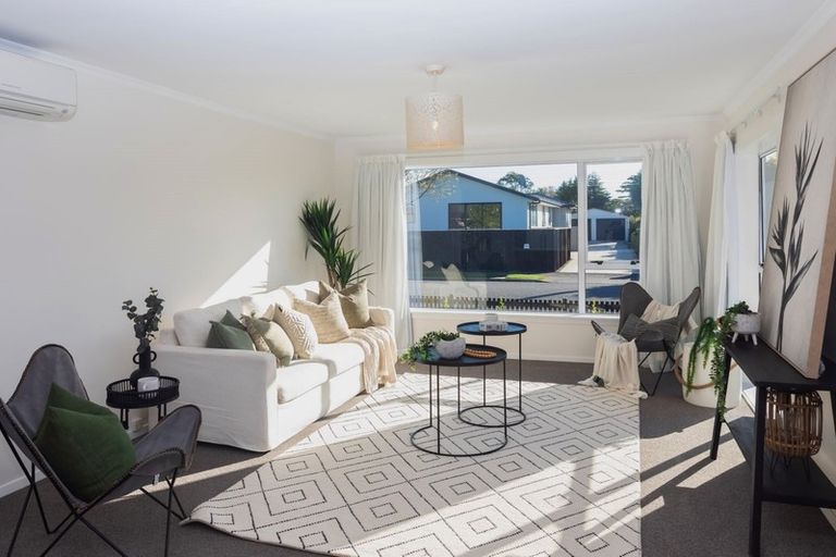 Photo of property in 19 Horton Place, Avondale, Christchurch, 8061