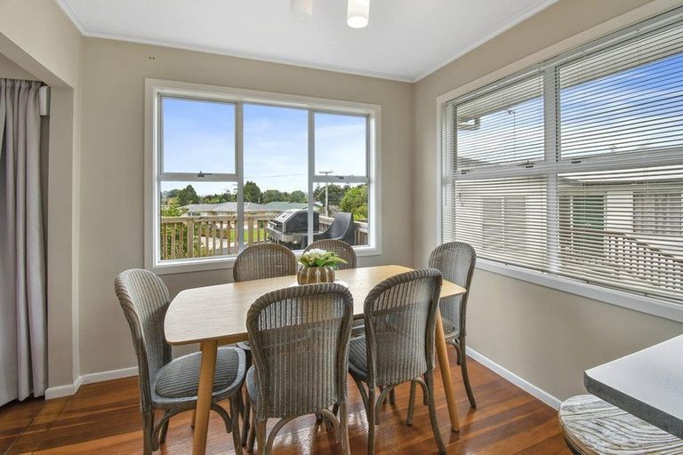 Photo of property in 15 Rembrandt Place, Opaheke, Papakura, 2113