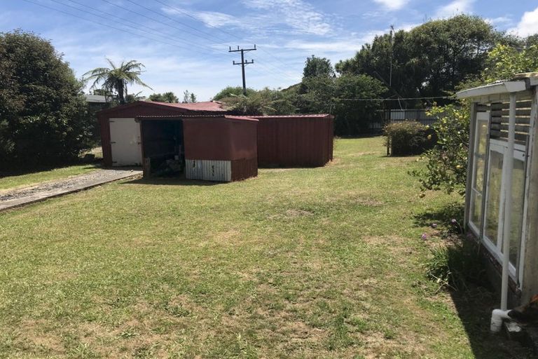 Photo of property in 3 Greenfield Street, Hector, 7822