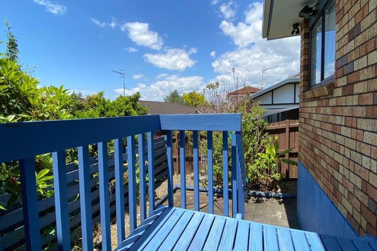 Photo of property in 33 Dianne Louise Drive, Half Moon Bay, Auckland, 2012