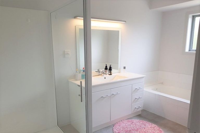 Photo of property in 1229 Moonshine Road, Judgeford, Porirua, 5381