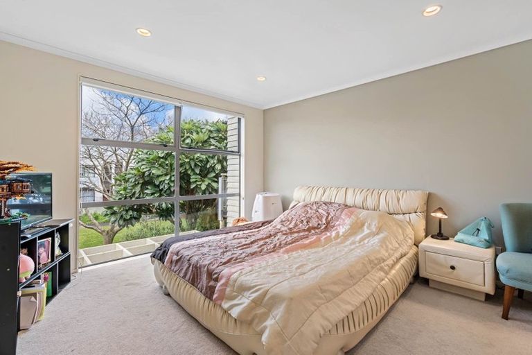 Photo of property in 42 Figaro Crescent, Takanini, 2112