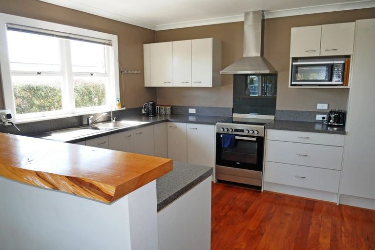 Photo of property in 3 George Street, Pleasant Point, 7903