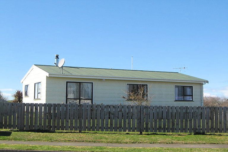 Photo of property in 2 Kowhai Place, Waipukurau, 4200