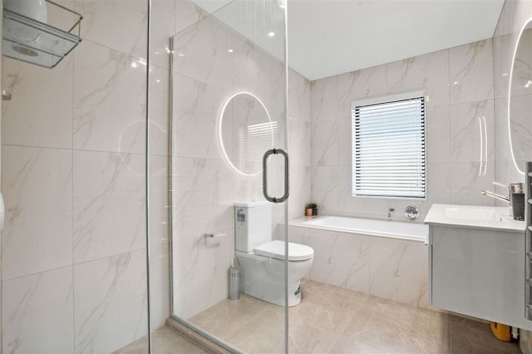 Photo of property in 13 Silver Beech Street, Takanini, 2110