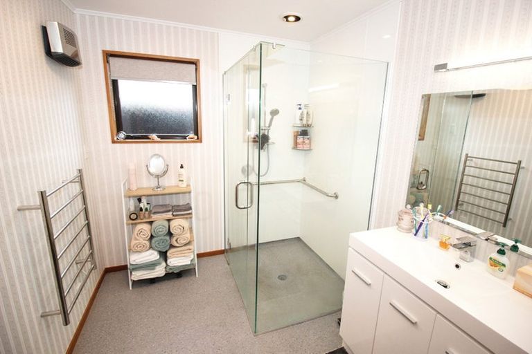 Photo of property in 65 Arthur Street, Winton, 9720