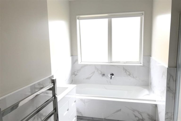 Photo of property in 9 Kapia Drive, Takanini, 2112