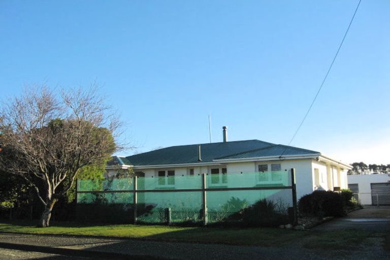 Photo of property in 60 Prince Street, Winton, 9720