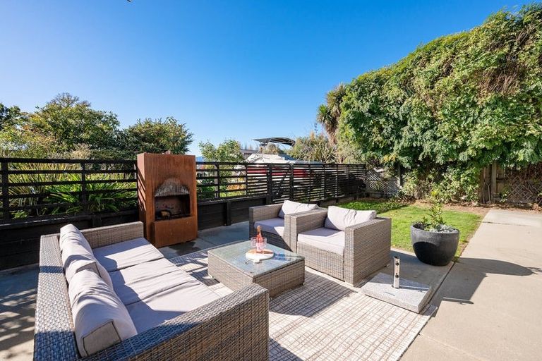 Photo of property in 15 Hunt Place, Albert Town, Wanaka, 9305