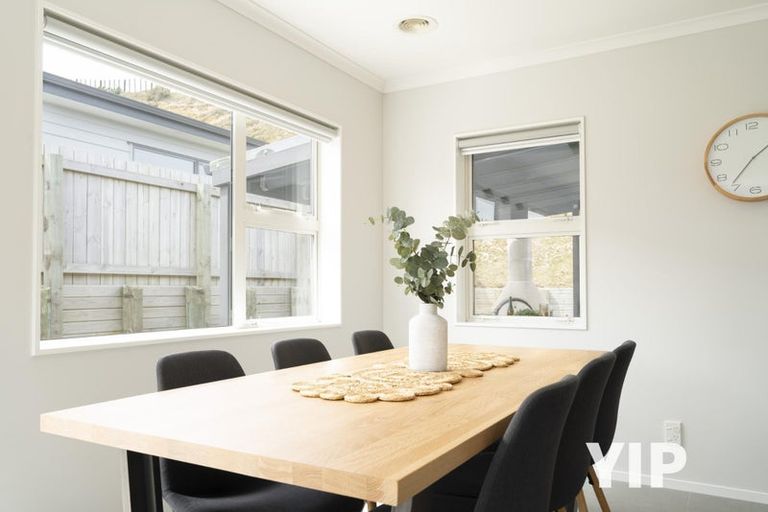 Photo of property in 14 Stony Hill Place, Grenada Village, Wellington, 6037