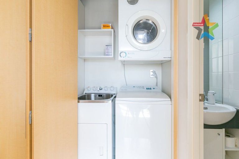 Photo of property in Sanctum Apartments, 54/10b Ebor Street, Te Aro, Wellington, 6011