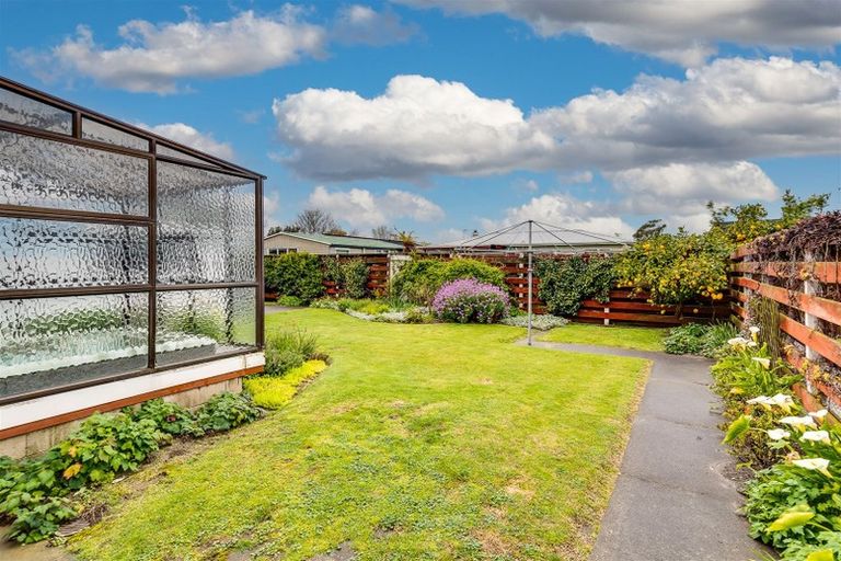 Photo of property in 14 Rochester Street, Tamatea, Napier, 4112