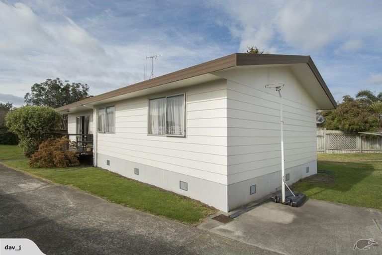 Photo of property in 24 Topaz Drive, Papamoa Beach, Papamoa, 3118