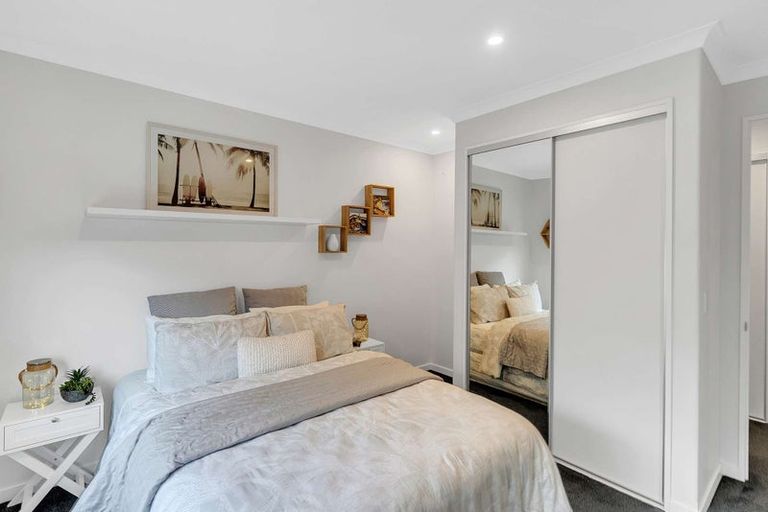 Photo of property in 10 Lesser Close, Rolleston, 7615