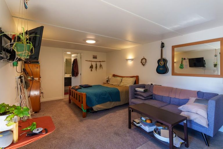 Photo of property in 16 Hidden Hills Drive, Wanaka, 9305