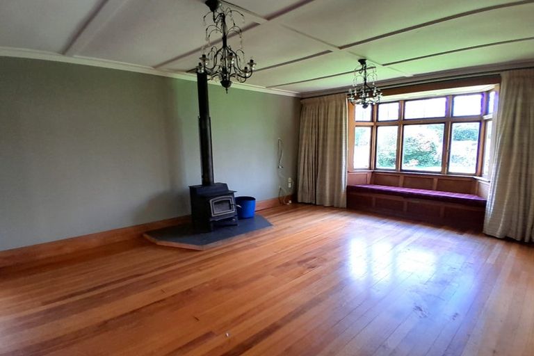 Photo of property in 326 Arapaepae Road South, Levin, 5571