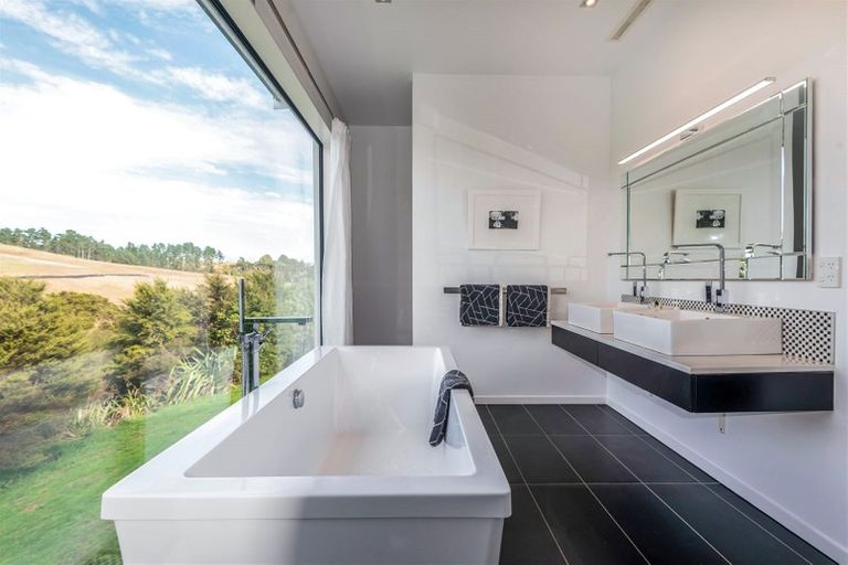 Photo of property in 25 Imperial Place, Flat Bush, Auckland, 2019