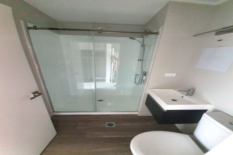 Photo of property in 17/23 London Street, Dunedin Central, Dunedin, 9016