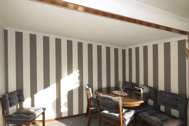 Photo of property in 57 Glenalmond Crescent, Rockdale, Invercargill, 9812