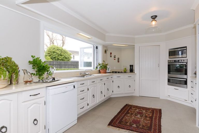 Photo of property in 45 Kentucky Way, Awapuni, Palmerston North, 4412