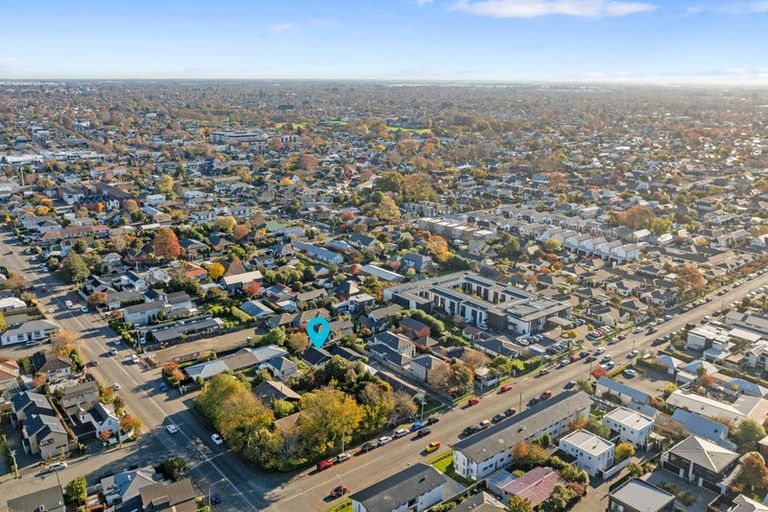 Photo of property in 2/9 Somme Street, St Albans, Christchurch, 8014