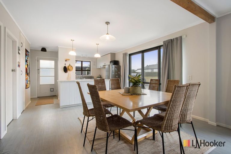 Photo of property in 4b Scott Street, Waihi Beach, 3611