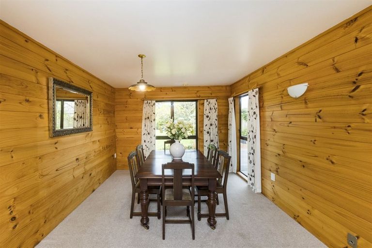 Photo of property in 9 Wanganui Road, Marton, 4710