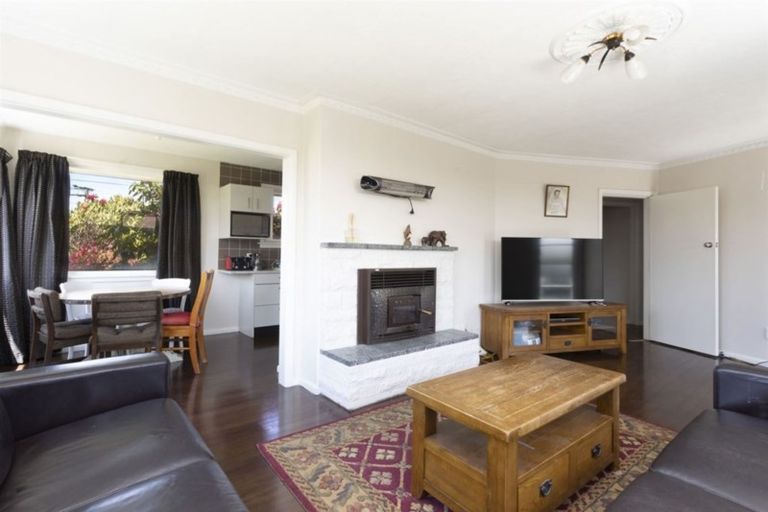 Photo of property in 5 Pimlico Place, Bishopdale, Christchurch, 8053