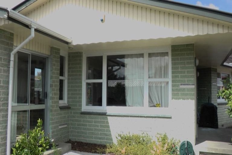 Photo of property in 11 Westerleigh Street, Bishopdale, Christchurch, 8053
