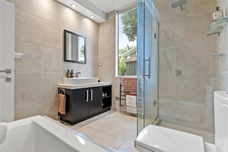 Photo of property in 151a Clovelly Road, Bucklands Beach, Auckland, 2012