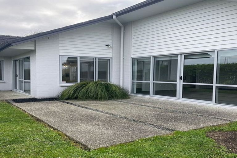 Photo of property in 22 Bankside Road, Silverdale, 0932