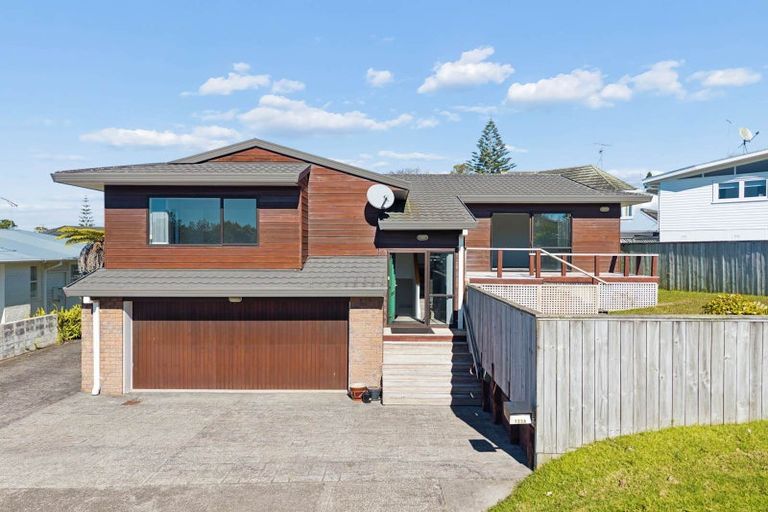 Photo of property in 1/133 Nile Road, Milford, Auckland, 0620