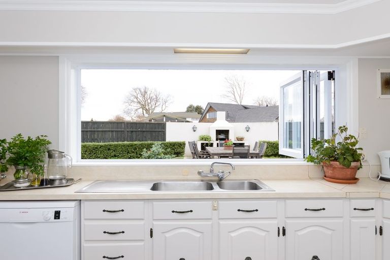 Photo of property in 45 Kentucky Way, Awapuni, Palmerston North, 4412
