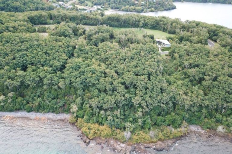 Photo of property in 55 Parawera Drive, Acacia Bay, Taupo, 3330