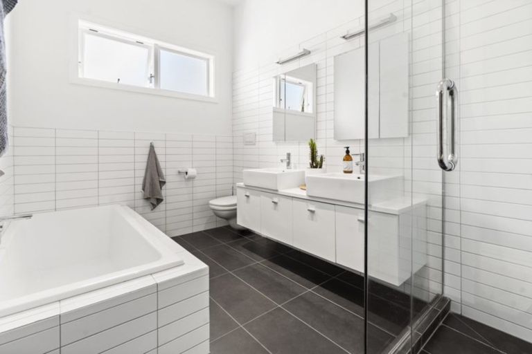 Photo of property in 6 Beaconsfield Street, Devonport, Auckland, 0624