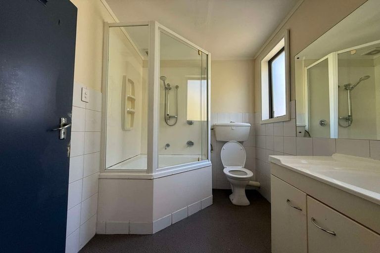 Photo of property in 8/4 Derby Street, Mount Victoria, Wellington, 6011