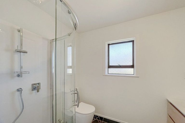 Photo of property in 21 Hyde Street, Manurewa East, Auckland, 2102