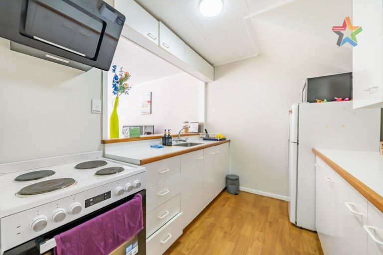 Photo of property in 8b Wai-iti Crescent, Woburn, Lower Hutt, 5010