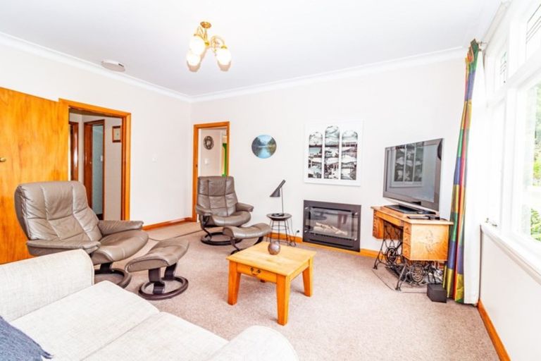 Photo of property in 31 Mount View Road, Bastia Hill, Whanganui, 4500