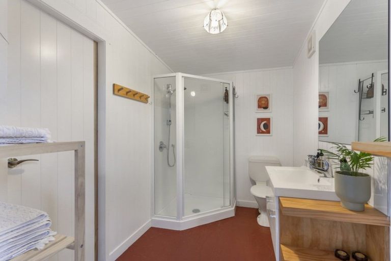 Photo of property in 105 Bell Street, Whangamata, 3620