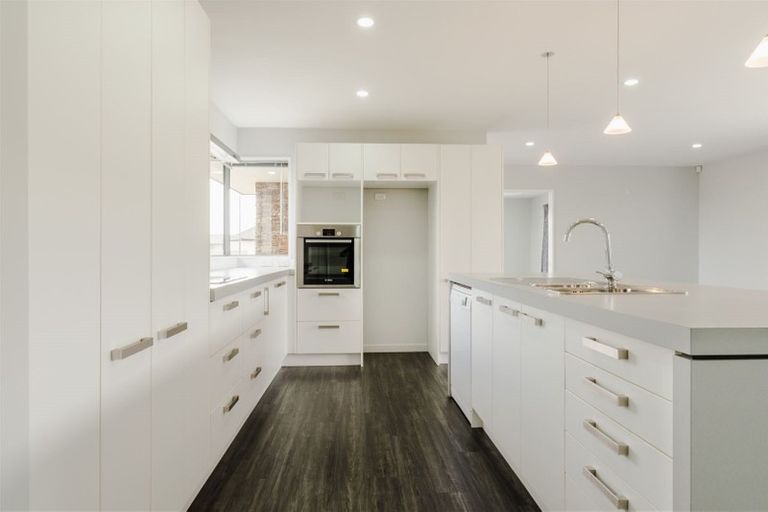 Photo of property in 27 Clematis Place, Wigram, Christchurch, 8042