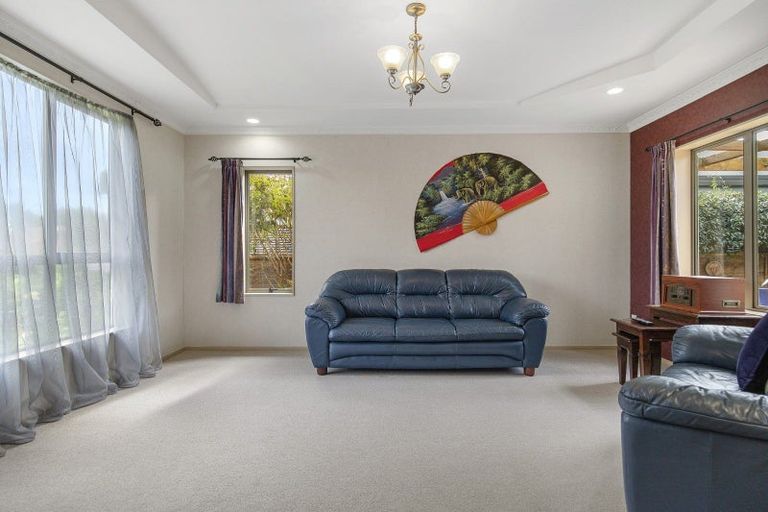 Photo of property in 61 Nielsen Gardens, Rototuna, Hamilton, 3210