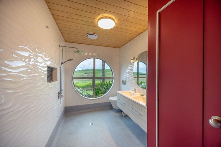 Photo of property in 11 Alcemene Lane, Baylys Beach, Dargaville, 0377