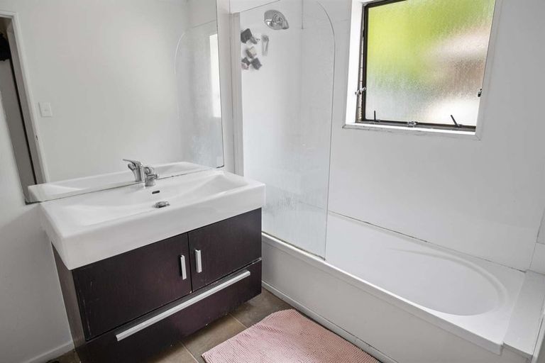 Photo of property in 2 Eliot Place, Leamington, Cambridge, 3432